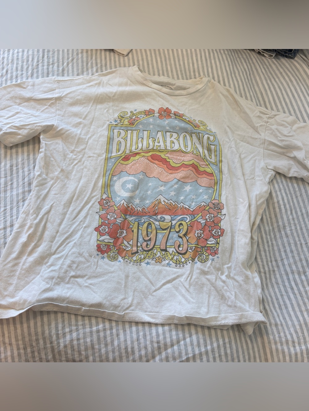 Billabong White Short-Sleeve Tee with Retro 1973 Graphic